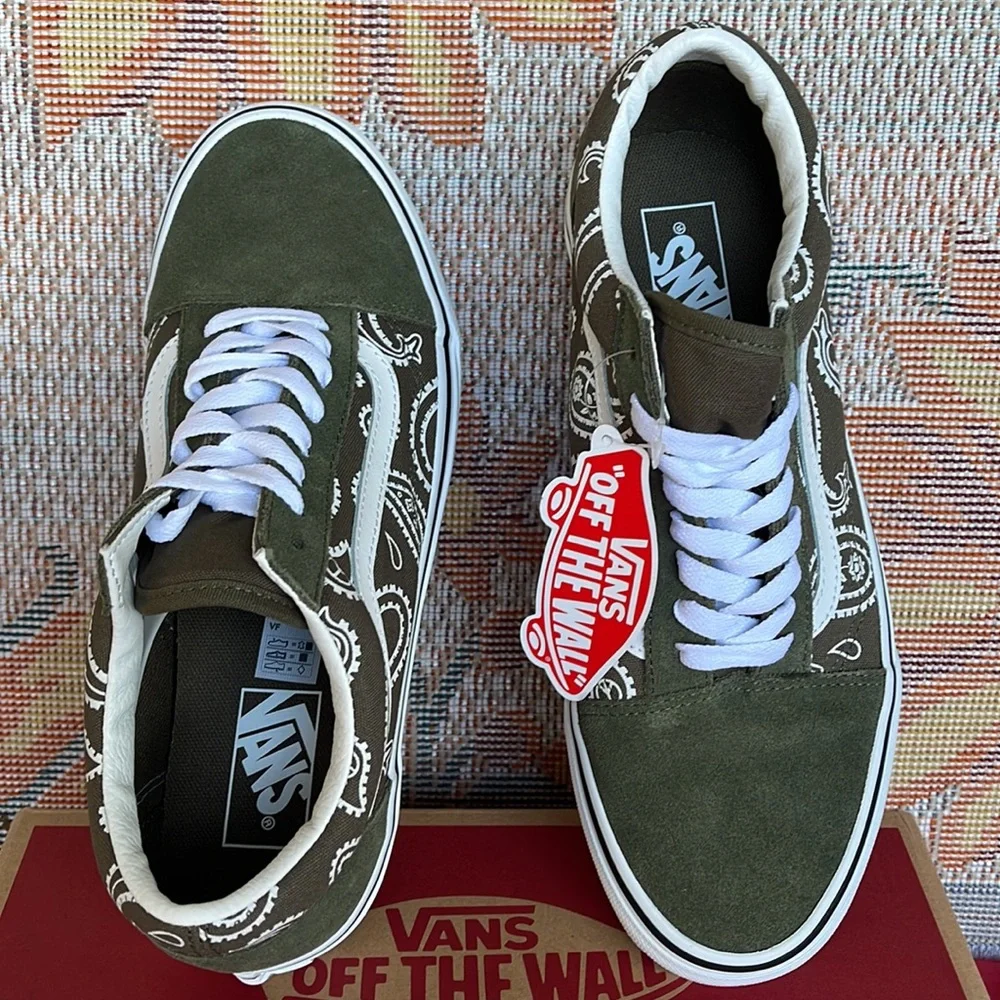 Vans Men’s Old Skool
(Peace Paisley) Grape Leaf 
VN0A5KRFBOF sneakers - Picture 13 of 16